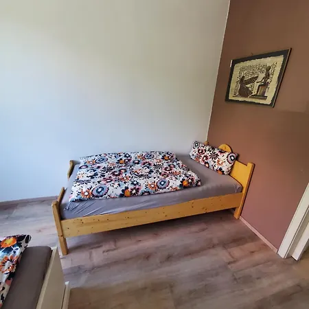 Zwei Im Stadt Altbau Mit Balkon Lahr/Schwarzwald