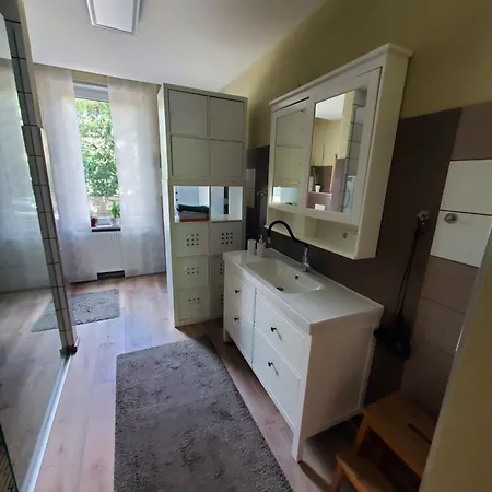 Zwei Im Stadt Altbau Mit Balkon Lahr/Schwarzwald